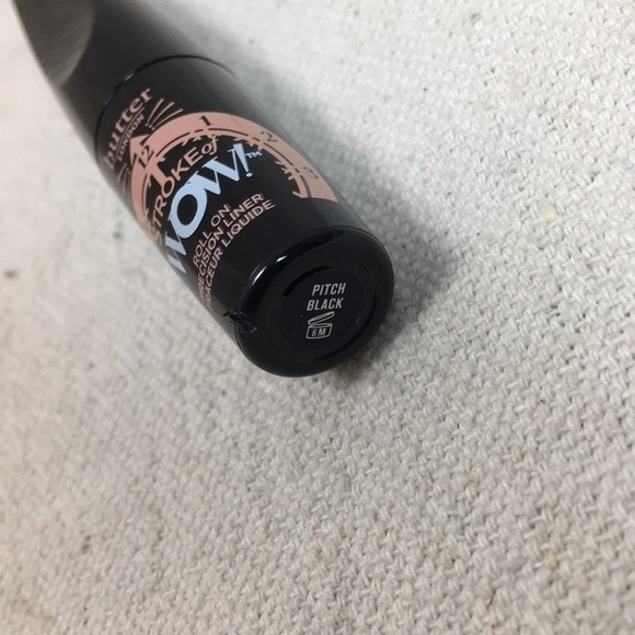 Butter London Stroke of Wow Roll on Liner - Picture 3 of 5